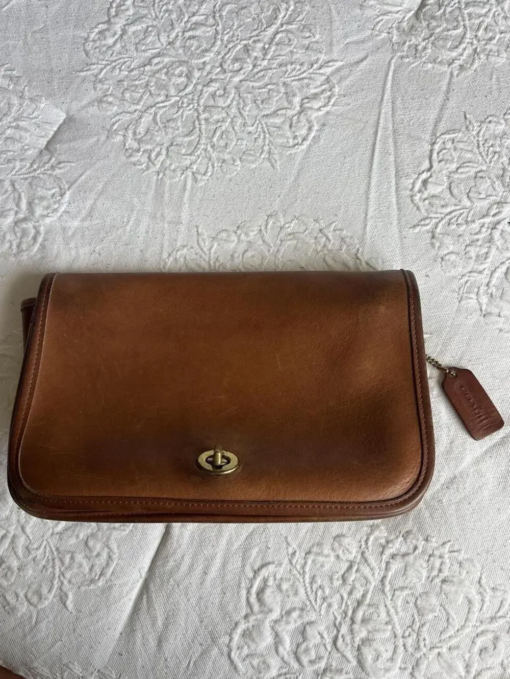 Vintage Coach Ridgefield Flap Crossbody Bag - British Tan  Style 9812